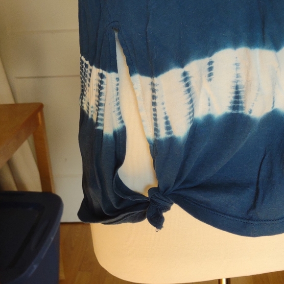 Natural Reflections Tie Dye Sleeveless Top Size Large - Picture 3 of 5